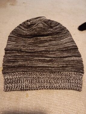 GAP Marled Black and White Knit Beanie